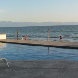 Albatross-Penthouse-Condo-18