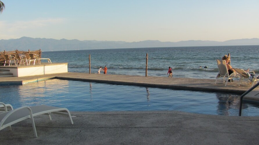 Albatross-Penthouse-Condo-18