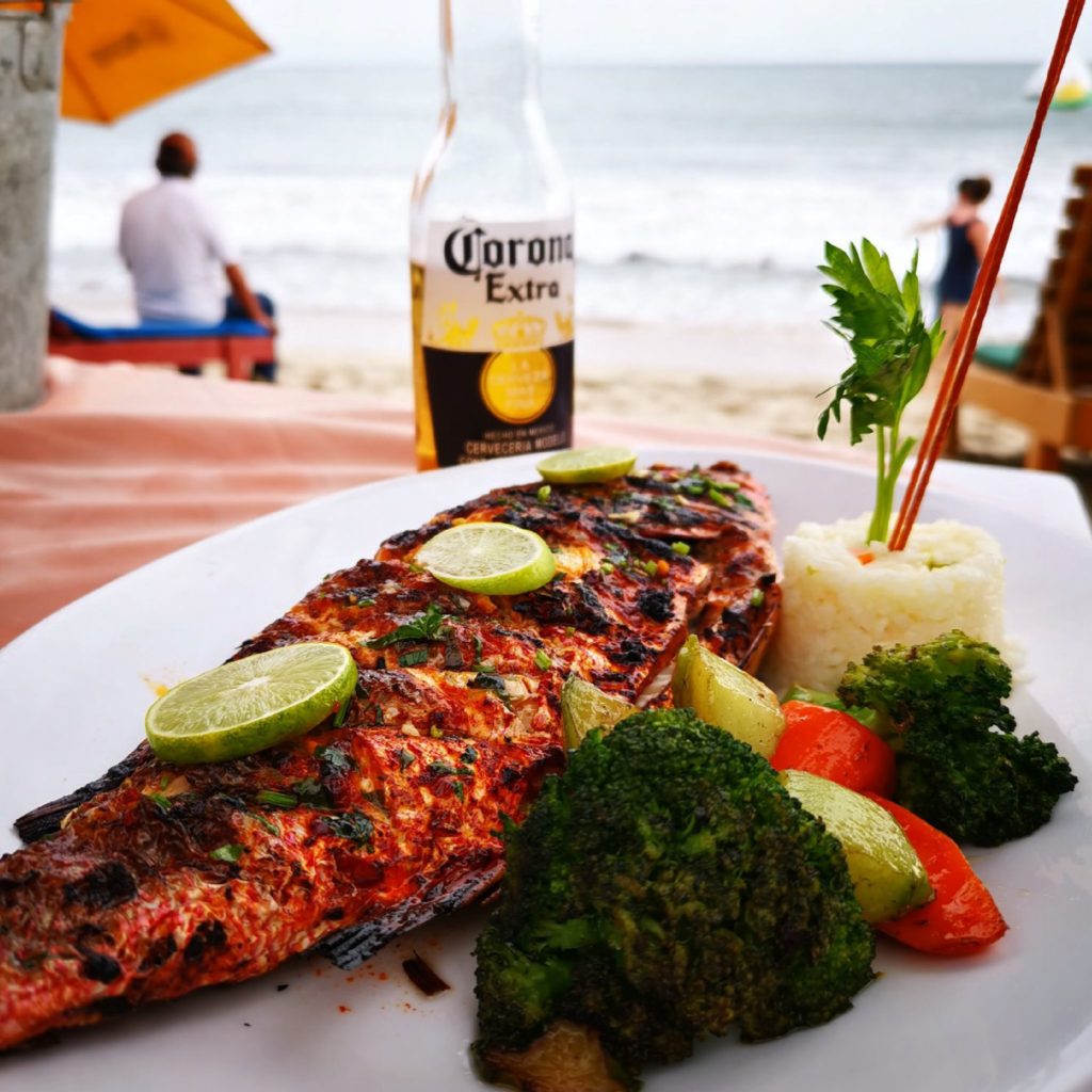 mar-y-sol-bucerias-beachfront-restaurant-zarandeado